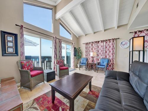 Photo #3 of 3607 Seashore Dr B in Newport Beach, CA
