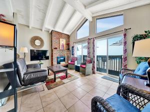 Photo #4 of 3607 Seashore Dr B in Newport Beach, CA