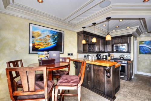 Photo #3 of Villa Bella Mare at the Retreat in Laguna Beach in Laguna Beach, CA