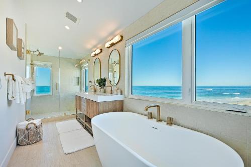 Photo #3 of On The Beach La Jolla in San Diego, CA