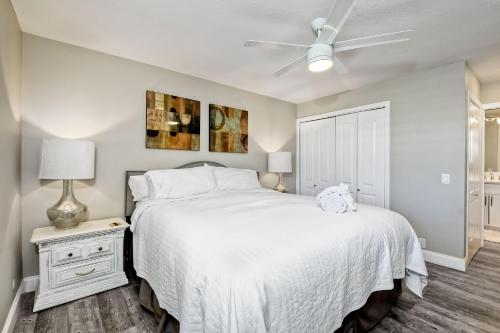 Photo #2 of Oceanfront 1BR, Fully Furnished, Gated Parking in Oceanside, CA