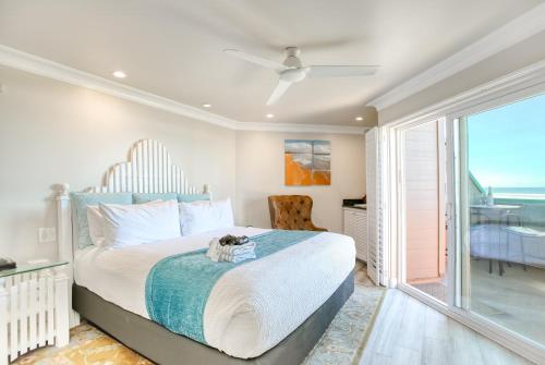 Photo #2 of SeaVenture Beach Hotel in Pismo Beach, CA