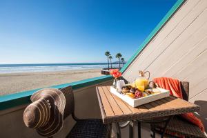 Photo #4 of SeaVenture Beach Hotel in Pismo Beach, CA