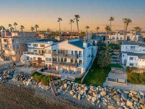 Photo #5 of Oceanfront 3-unit complex - Private Deck - BBQ in Oceanside, CA