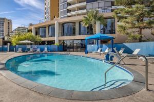 Photo #4 of Aquamarine Escape - Spectacular Marina Views 2BR Rooftop pool in Marina del Rey, CA