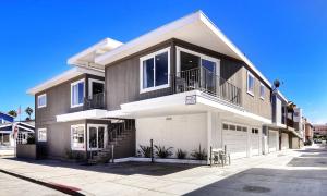 Photo #6 of May Special! Steps To Sandparking in Newport Beach, CA