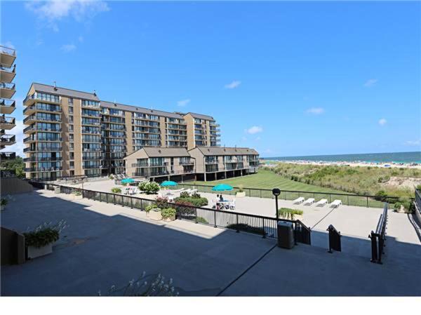 Photo #1 of Sea Colony Chesapeake House III in Bethany Beach, DE