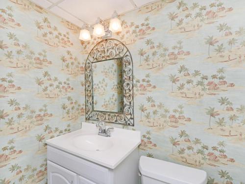 Photo #3 of Sea Colony Chesapeake House III in Bethany Beach, DE