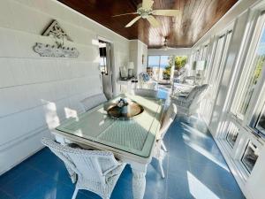 Photo #5 of Ocean drive 8 in Rehoboth Beach, DE