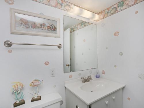 Photo #3 of Sea Colony Brandywine House II in South Bethany, DE
