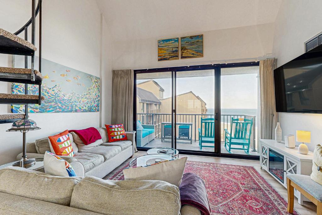 Photo #1 of Sea Colony - 911 Harbour House Rd. in Bethany Beach, DE