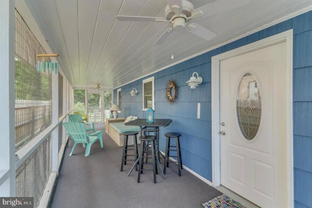 Photo of Quaint Beach Block Cottage, 100 steps to the beach in Dewey Beach, DE