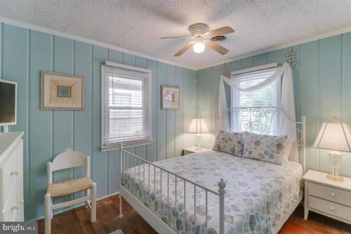 Photo #2 of Quaint Beach Block Cottage, 100 steps to the beach in Dewey Beach, DE