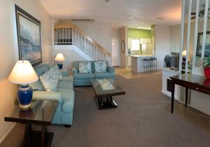 Photo #6 of Four Seasons on the Gulf in Galveston, TX