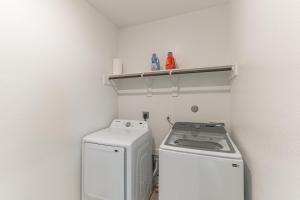 Photo #5 of Cozy 3 Bedroom Family Beach Home in Galveston in Galveston, TX