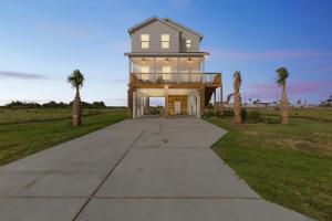 Photo #6 of Cozy 3 Bedroom Family Beach Home in Galveston in Galveston, TX