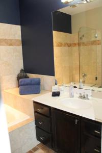 Photo #4 of Enjoy Our Ocean Oasis in Galveston, TX