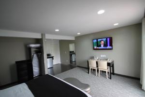 Photo #5 of Grandview Inn in Hermosa Beach, CA