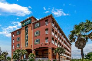 Photo #4 of Quality Inn & Suites Galveston - Beachfront in Galveston, TX