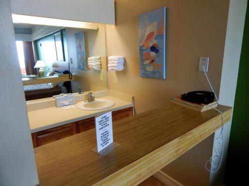 Photo #2 of Padre South Hotel On The Beach in South Padre Island, TX