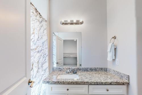 Photo #3 of Las Joyas Bayview Home #202 in Port Isabel, TX