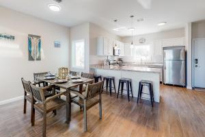 Photo #5 of Las Joyas Bayview Home #202 in Port Isabel, TX