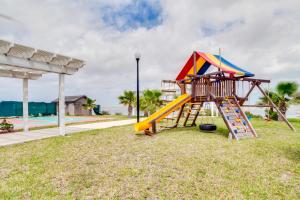 Photo #6 of Las Joyas Bayview Home #202 in Port Isabel, TX