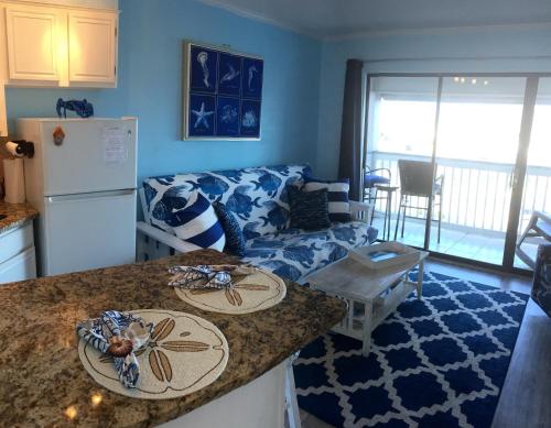 Photo #3 of Casa Del Mar Beach View in Galveston, TX