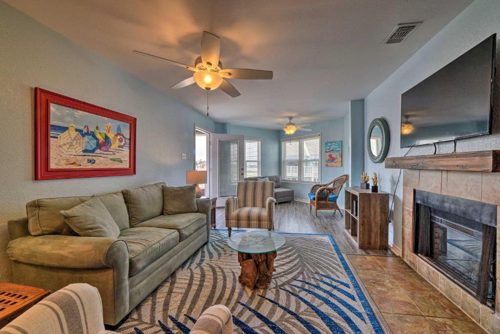 Photo #1 of Oceanfront Port Aransas Condo with Pool No Pet Fee in Port Aransas, TX