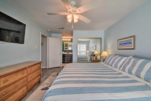 Photo #2 of Oceanfront Port Aransas Condo with Pool No Pet Fee in Port Aransas, TX