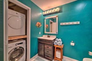 Photo #5 of Oceanfront Port Aransas Condo with Pool No Pet Fee in Port Aransas, TX