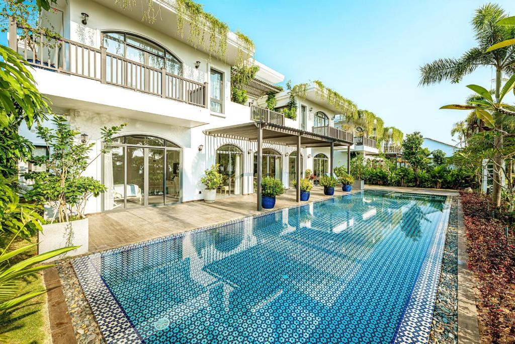 Photo of Sunset Sanato Resort & Villas in Phu Quoc, Vietnam