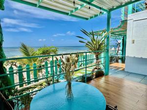 Photo #6 of Villa Đại Dương 2 View biển in Cu Lao Thu, Vietnam