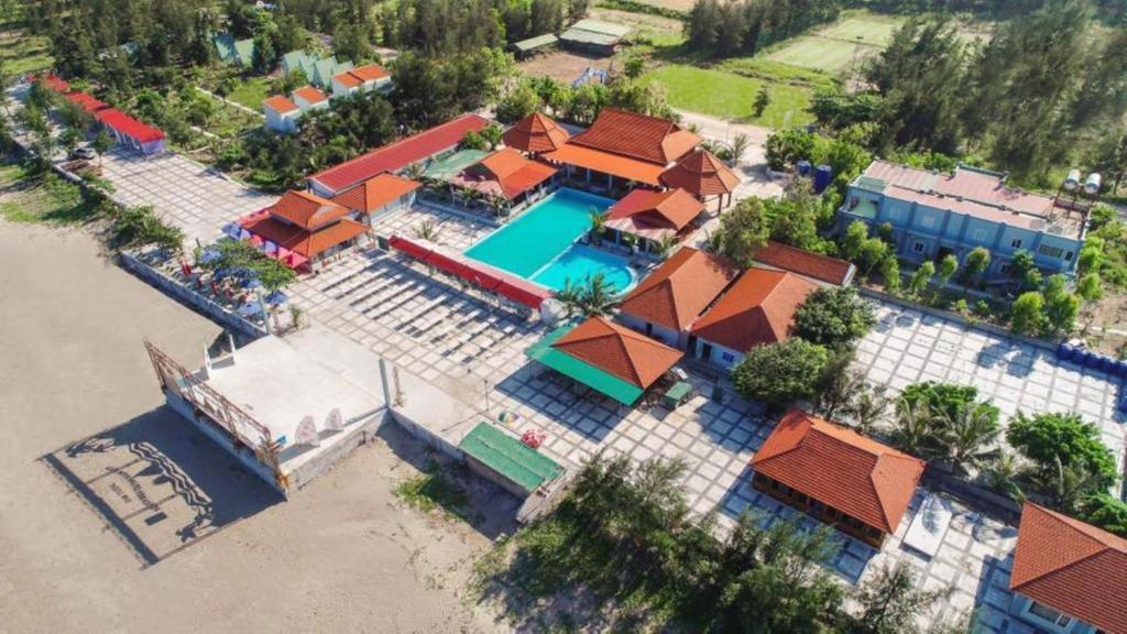 Photo #1 of Ruby Star Quỳnh Resort in Quỳnh Lưu District, Vietnam