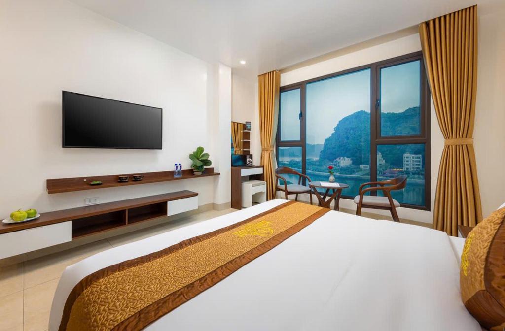 Photo of Tung Quang Hotel in Cat Ba, Vietnam