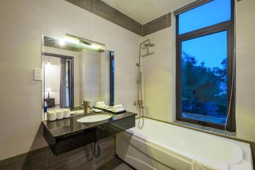 Photo #3 of Santa Sea Villa in Thành phố Hội An, Vietnam