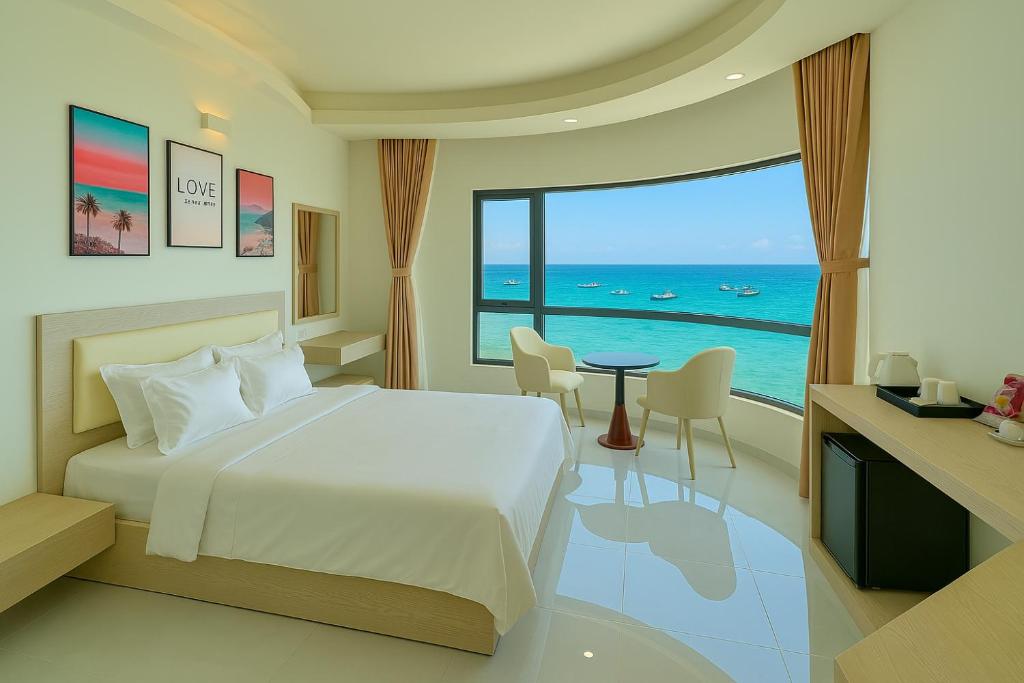 Photo #1 of Island Sunset Hotel - Đảo Phú Quý in Phú Quý, Vietnam