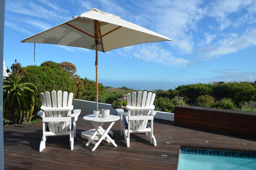 Photo of Stunning Beach House in Grotto Bay in Grotto Bay, South Africa