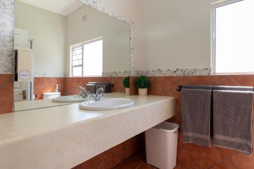 Photo #3 of Clifton Cottage in Kei Mouth, South Africa