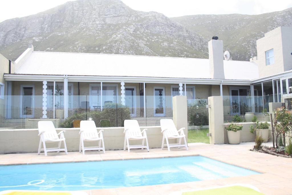 Photo #1 of Fijnbos Manor in Bettys Bay, South Africa