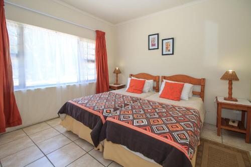 Photo #2 of Neptunes Cove in East London, South Africa