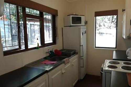 Photo #3 of Franskraal-Bit of Salt-Rustic Family Beach House-From R1650 per night, sleeps 6,min 2 nights in Gansbaai, South Africa