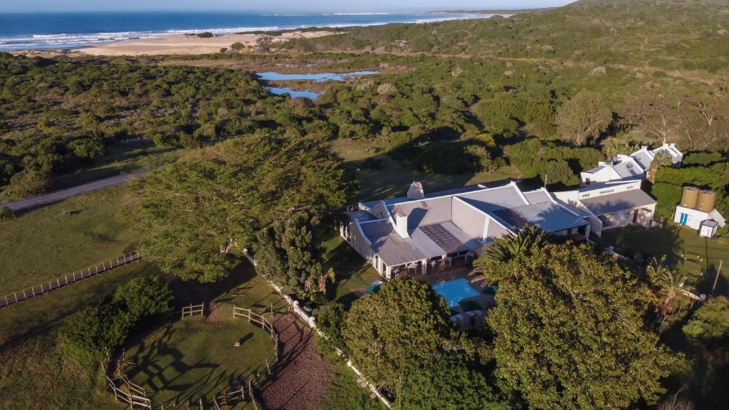 Photo of Oyster Bay Lodge in Oyster Bay, South Africa