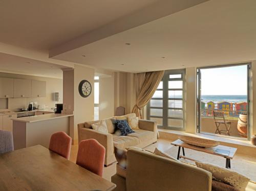 Photo #3 of Surferscorner Self Catering Apartments in Cape Town, South Africa
