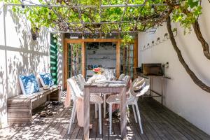 Photo #4 of Camps Bay Village - Studios and Apartments in Cape Town, South Africa