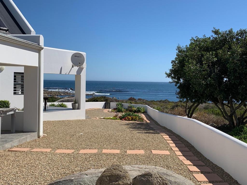 Photo of Sea La Vie in Jacobs Bay, South Africa