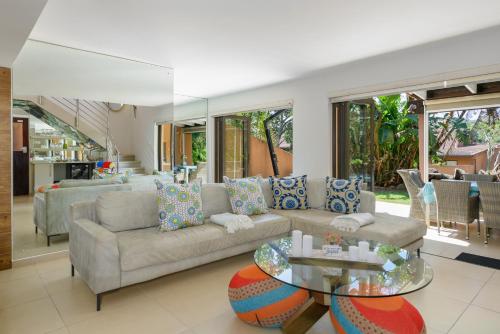 Photo #2 of Villa 2811 Luxurious and Modern at Upmarket Golf and Beach Estate in Southbroom, South Africa