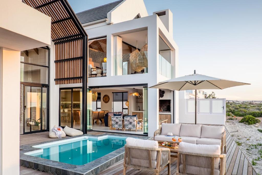Photo of Thalassophile Beach House in St Helena Bay, South Africa