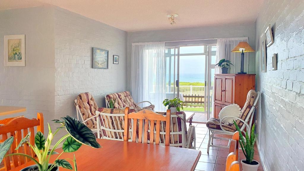 Photo #1 of Family Beach Escape: fully-equipped 6 sleeper apartment in Jeffreys Bay, South Africa