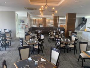 Photo #4 of Kennaway Hotel in East London, South Africa